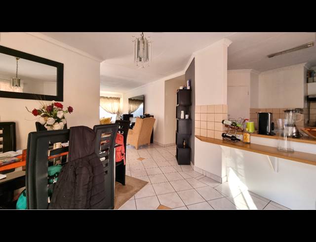 3 BEDROOM HOUSE RENTED IN MORELETA PARK